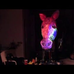 Technique de Vidéoprojection permettant d'établir un contact avec des parties reculées du Cosmos. La technologie d'appel Cosmique est l'un des principaux axes de travail et de développement chez Purpurea. Cette céremonie provoque chez l'animal l... Cheval - Appel Cosmique - Purpurea Labo